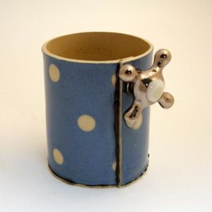 19. Mug, slip-cast earthenware, 2001, H. 9cm.