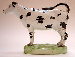 21. Cow creamer (5" x 8")