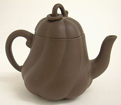 4. Teapot 1995, H.10.5cm,